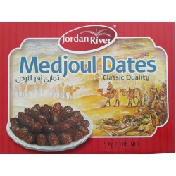 Curmale Medjool raw ,,Reginele curmalelor'' Bax 5 kg - 56 lei / kg Curmale Medjool raw ,,Reginele curmalelor'' Bax 5 kg - 56 lei / kg